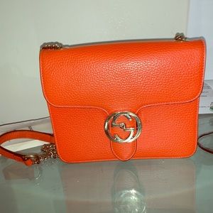 Gucci shoulder bag-like new!